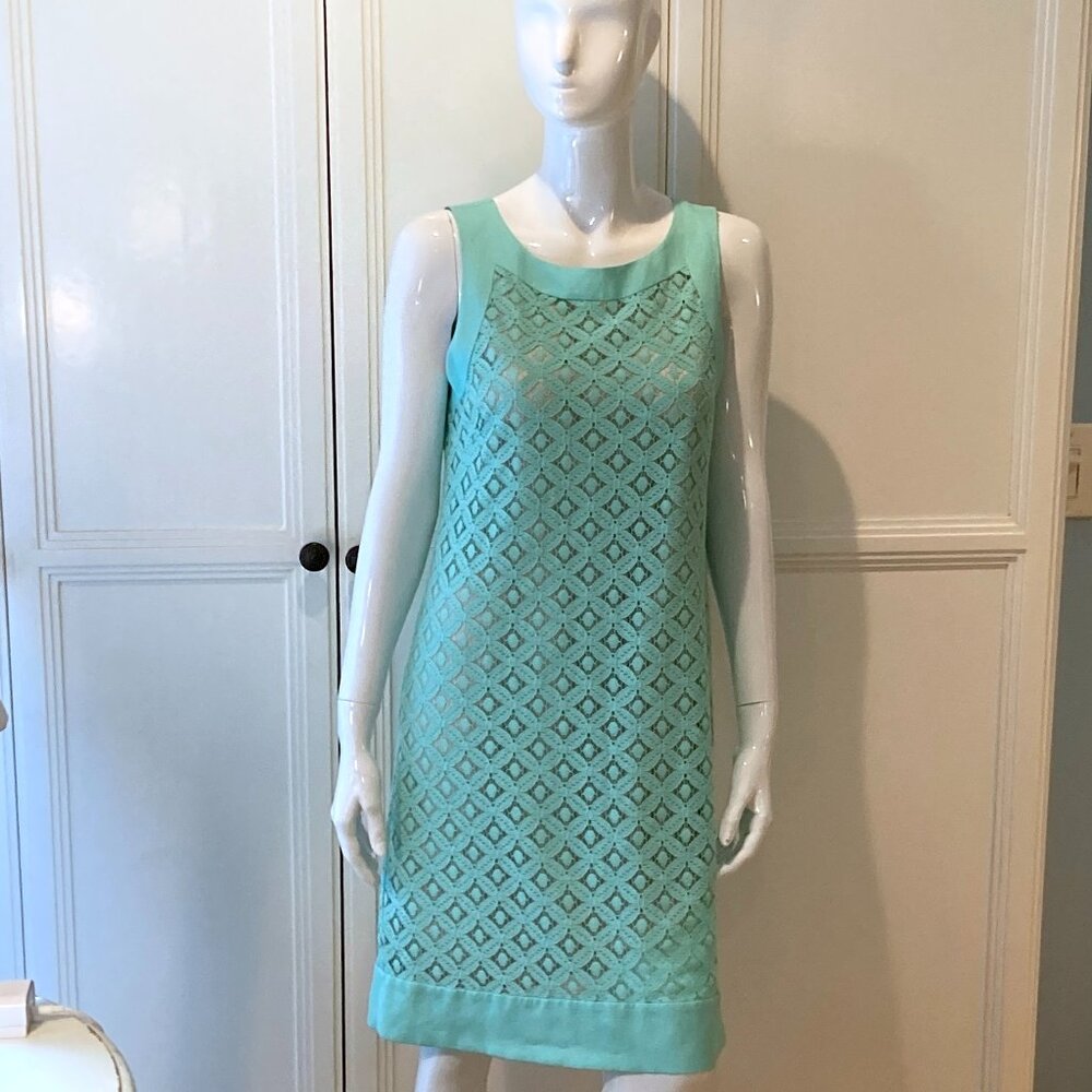 Eliza J Sleeveless Lace Shift Dress Mint Size 8